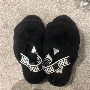 UGG Fluff Yeah Slides in black